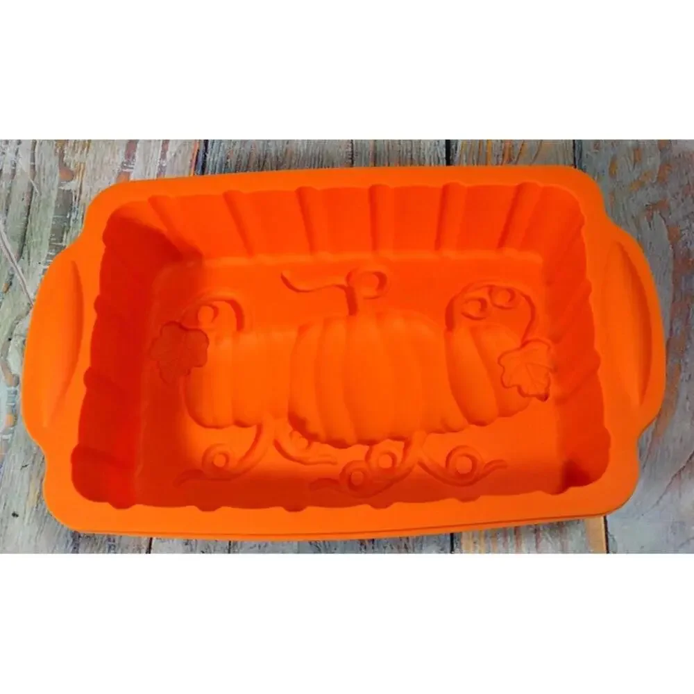 Silicone Pumpkin‎ Loaf Baking Mold